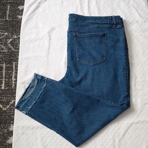 Universal Thread size 26 w.       C